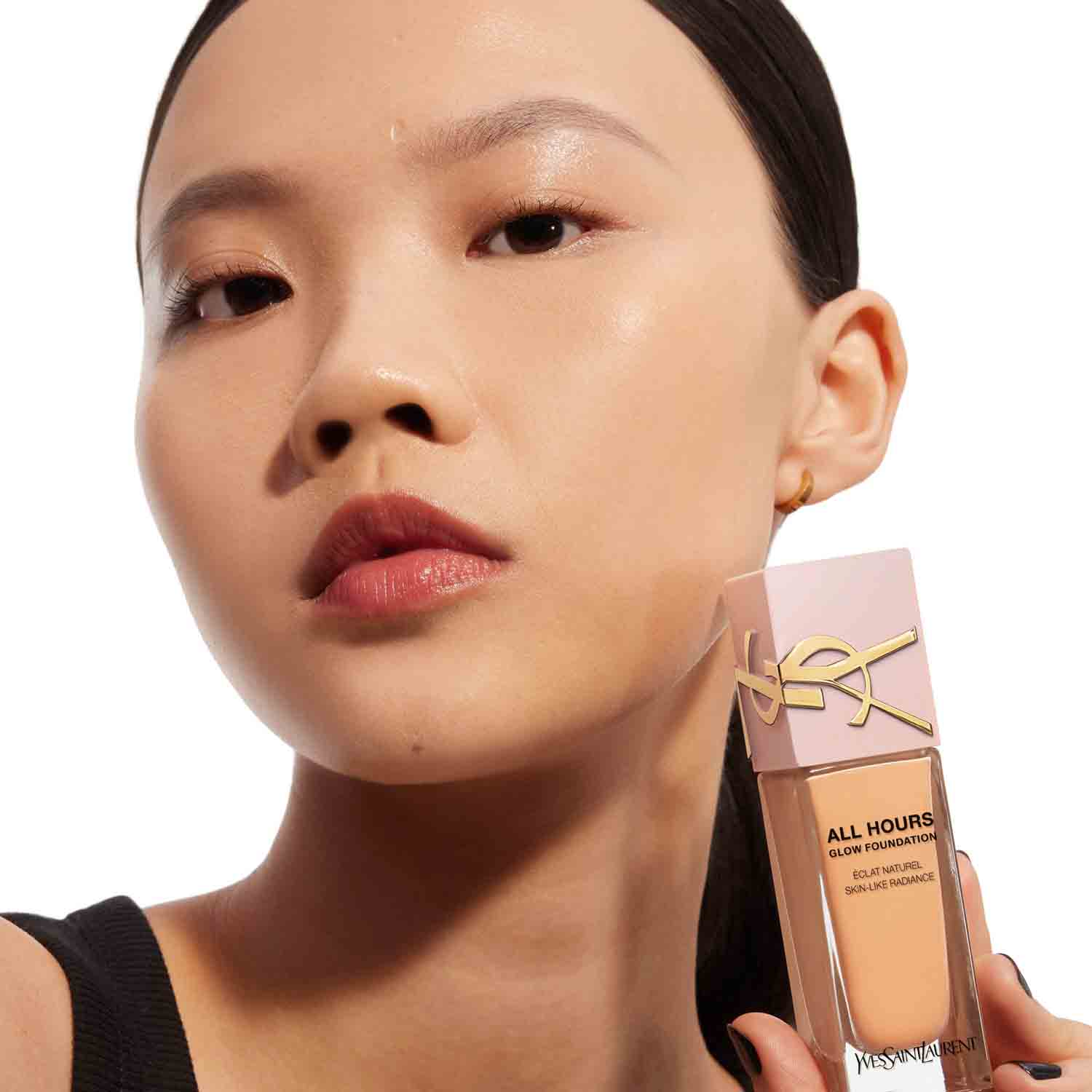 ALL HOURS GLOW FOUNDATION (BASE DE MAQUILLAJE)